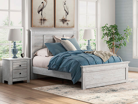 Makidern Panel Bed- King
