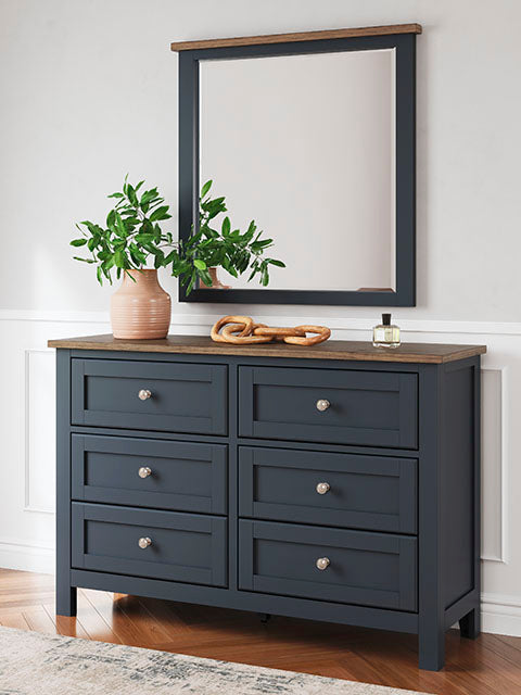 Landocken Dresser