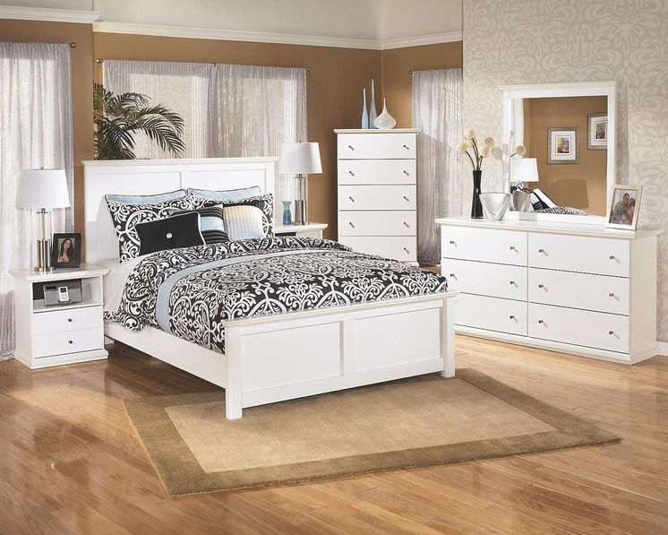 Bostwick Shoals Panel Bed Set- King