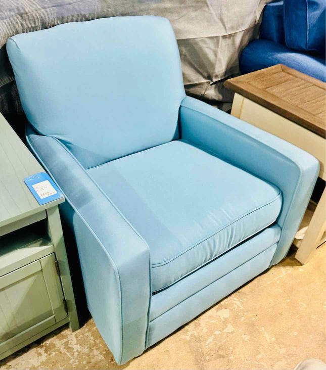 Hi-Back Swivel Chair- Candace Pool *Sunbrella*