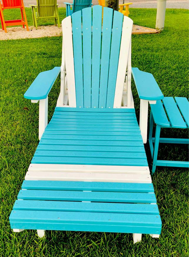 Chaise Lounge- Aruba Blue & White
