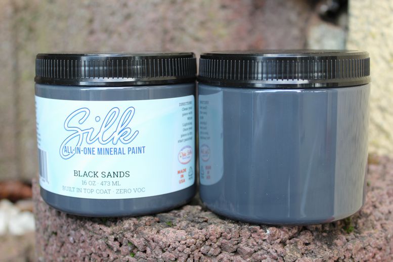 Silk All-In-One Mineral Paint- Black Sands
