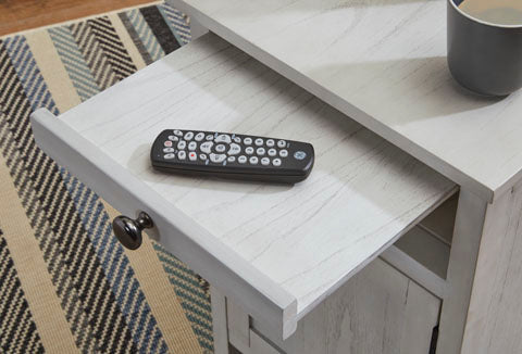 Treytown Chairside End Table- Antique White