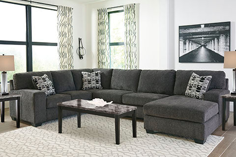 Ballinasloe 3-Piece Sectional w/ Chaise- Smoke