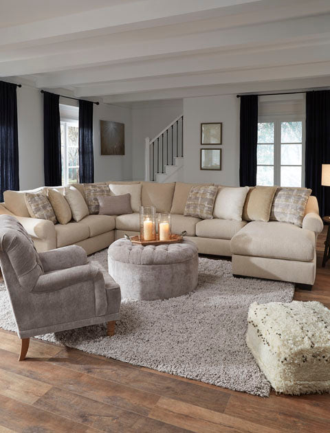 Ingleside 4-Piece Sectional with Chaise
