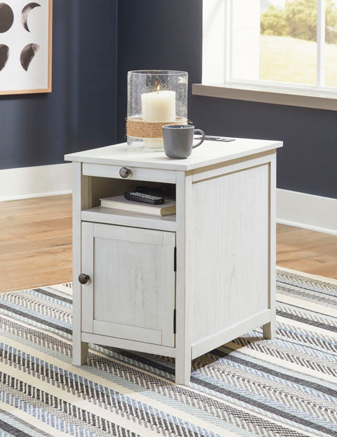 Treytown Chairside End Table- Antique White